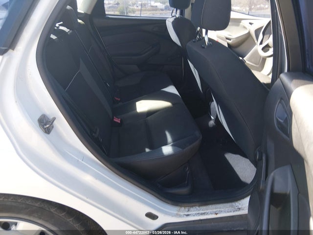 Ford FOCUS S 2014 1FADP3E21EL183591 Image 8
