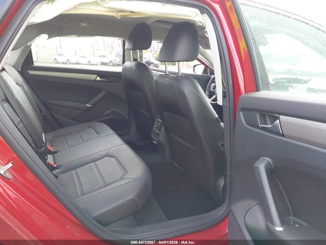 Продаж на аукціоні авто 2021 Volkswagen Passat 2.0t Se, vin: 1VWSA7A39MC012270, номер лоту: 44722867