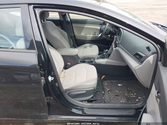 Hyundai ELANTRA SE 2019 5NPD74LF2KH448976 Image 5