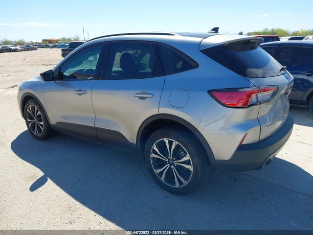 Ford Escape Se Hybrid 2022 1FMCU9BZ0NUB07997 Image 3