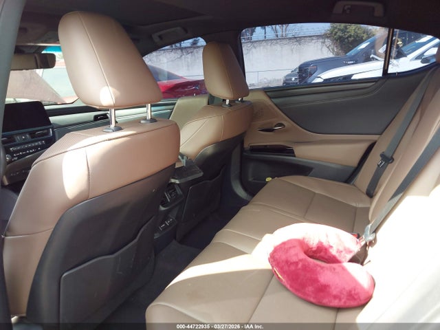 44722935 :رقم المزاد ، 58ADA1C14SU065068 vin ، 2025 Lexus Es 300h مزاد بيع