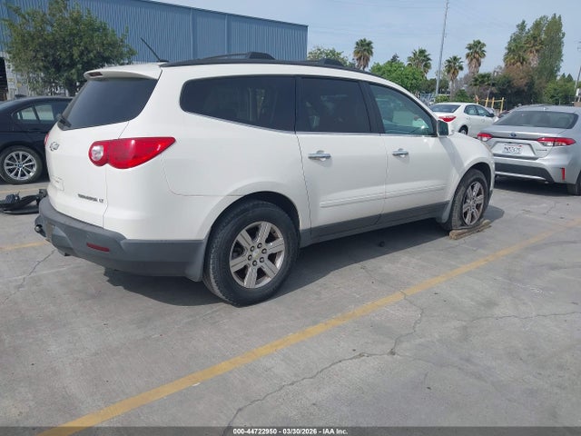 2012 CHEVROLET TRAVERSE 1GNKVGED7CJ133763 Photo 3