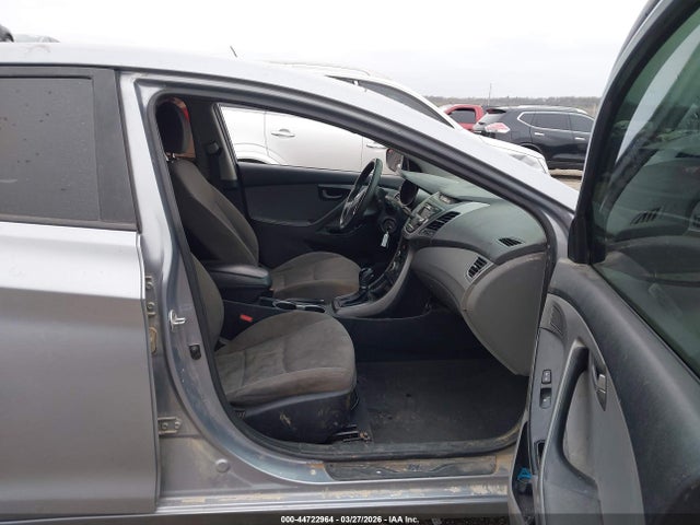 44722964 :رقم المزاد ، 5NPDH4AE5GH763530 vin ، 2016 Hyundai Elantra Se مزاد بيع