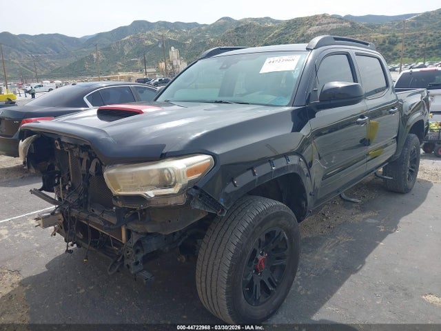 5TFAX5GN8KX135610 Toyota Tacoma Sr