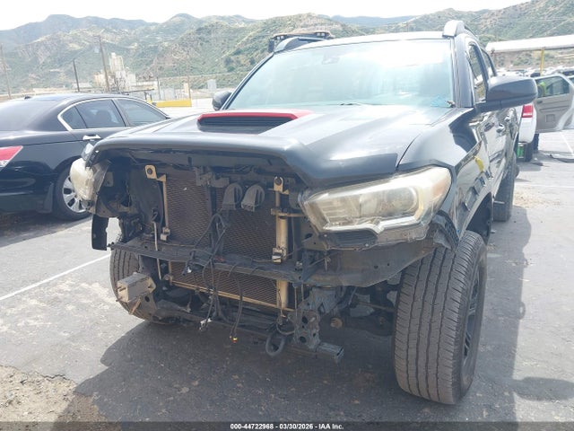 5TFAX5GN8KX135610 Toyota Tacoma Sr