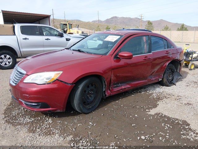 Chrysler 200 LX 2014 1C3CCBAB6EN230933 Image 2