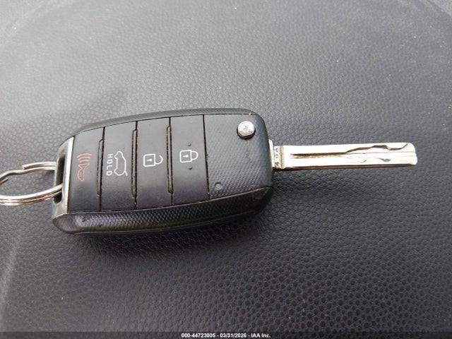 2015 Kia Soul + მანქანა იყიდება აუქციონზე, vin: KNDJP3A57F7151896, აუქციონის ნომერი: 44723005