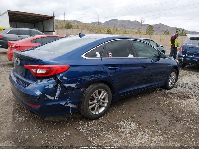 Hyundai SONATA SE 2016 5NPE24AF4GH364526 Image 4