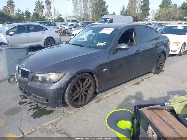 2008 Bmw 328i მანქანა იყიდება აუქციონზე, vin: WBAVA33568KX85956, აუქციონის ნომერი: 44723017