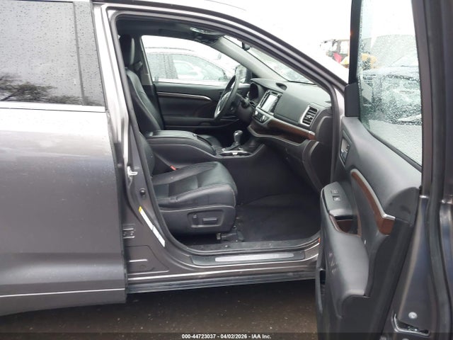 5TDDKRFH1GS331464 Toyota Highlander Limited V6