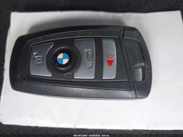 Продажа на аукционе авто 2016 Bmw 320i, vin: WBA8A9C56GK618219, номер лота: 44723045