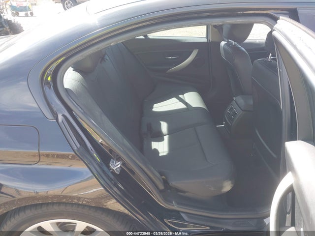Продажа на аукционе авто 2016 Bmw 320i, vin: WBA8A9C56GK618219, номер лота: 44723045
