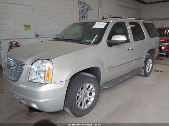 2010 Gmc Yukon Denali მანქანა იყიდება აუქციონზე, vin: 1GKUKEEF3AR262800, აუქციონის ნომერი: 44723065