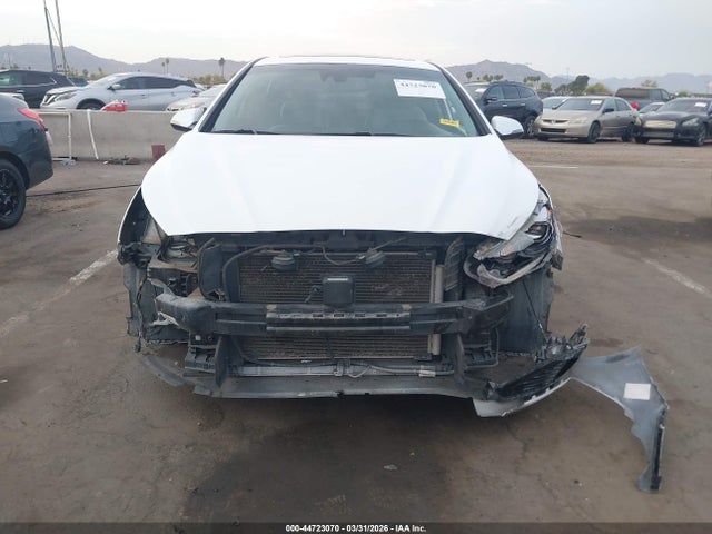 5NPE34AF9JH709943 Hyundai Sonata Limited