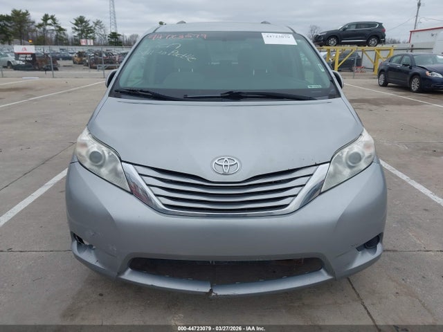Toyota Sienna Le 8 Passenger 2016 5TDKK3DC3GS729691 Image 12