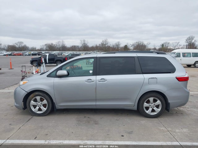 Toyota Sienna Le 8 Passenger 2016 5TDKK3DC3GS729691 Image 14