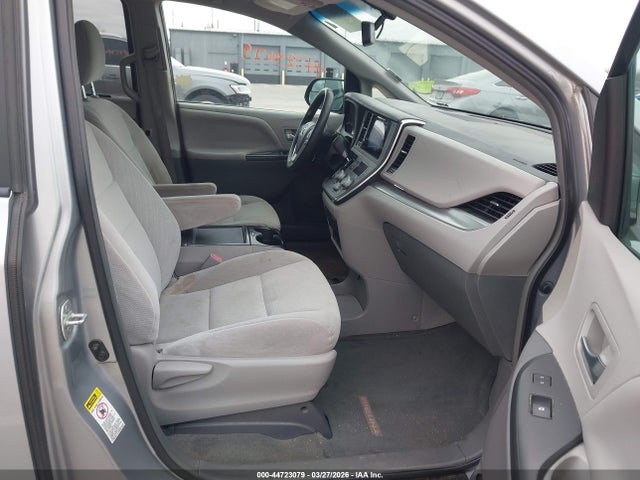 Toyota Sienna Le 8 Passenger 2016 5TDKK3DC3GS729691 Image 5