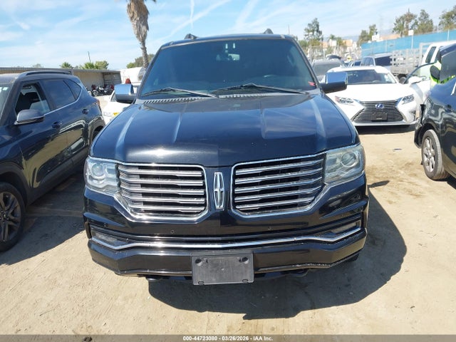 5LMJJ3HT0GEL06946 Lincoln Navigator L Select