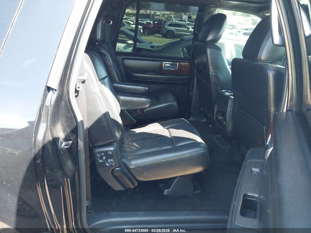 5LMJJ3HT0GEL06946 Lincoln Navigator L Select