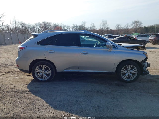 44723098 :رقم المزاد ، JTJBC1BA6B2041328 vin ، 2011 Lexus Rx 450h مزاد بيع