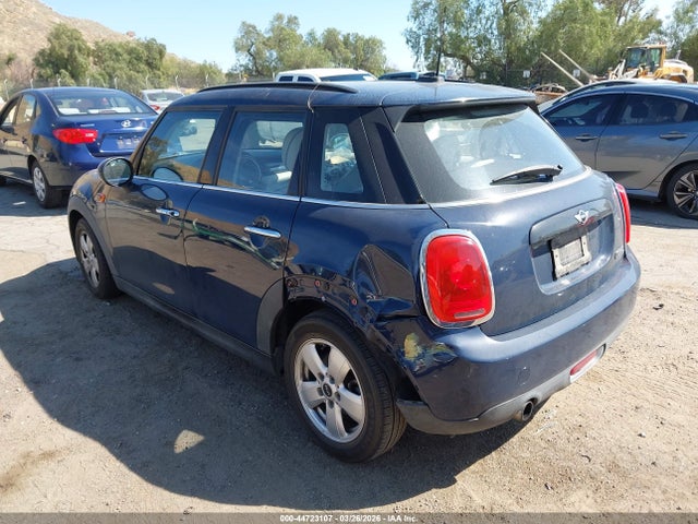 2017 MINI HARDTOP WMWXU1C51H2E18437 Photo 2