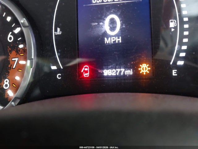 Продажа на аукционе авто 2018 Jeep Renegade Latitude 4x4, vin: ZACCJBBB4JPH84764, номер лота: 44723109
