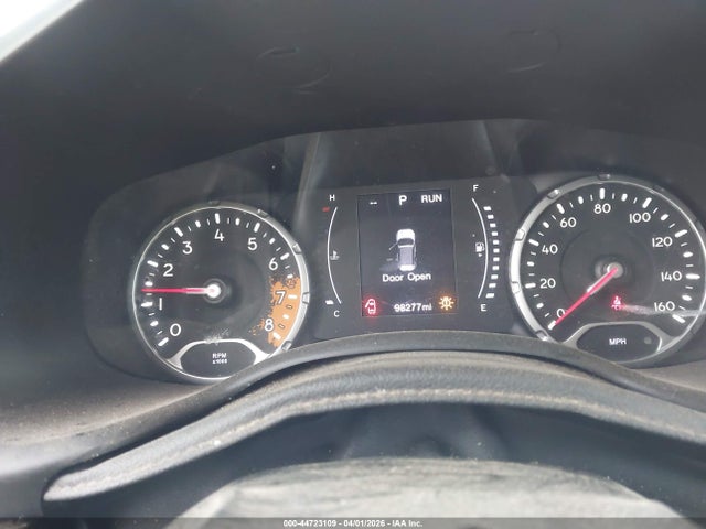 Продажа на аукционе авто 2018 Jeep Renegade Latitude 4x4, vin: ZACCJBBB4JPH84764, номер лота: 44723109