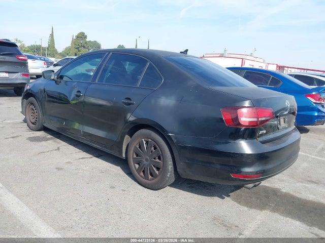 3VW267AJ1GM372636 Volkswagen Jetta 1.4t S