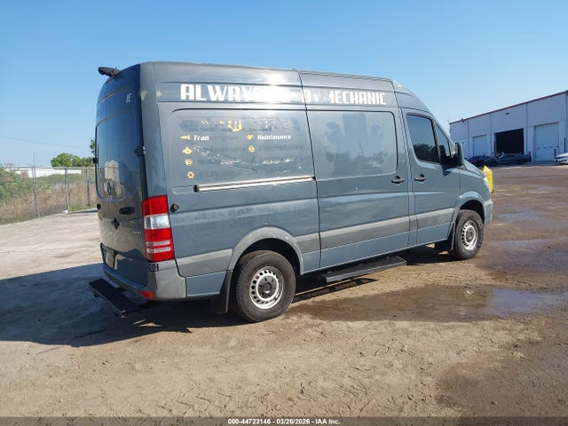 2018 MERCEDES-BENZ SPRINTER 2500 WD3PE7CD0JP629039 Photo 3