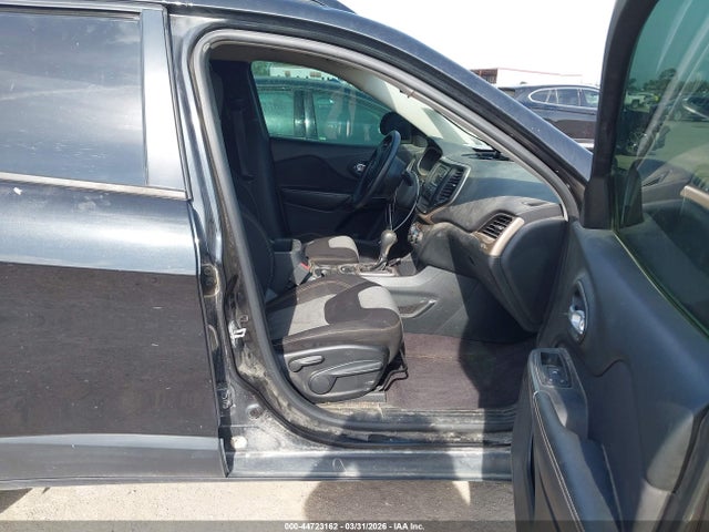 Продажа на аукционе авто 2016 Jeep Cherokee Sport, vin: 1C4PJLAB2GW302362, номер лота: 44723162