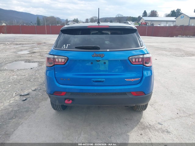 2018 Jeep Compass Trailhawk 4x4 მანქანა იყიდება აუქციონზე, vin: 3C4NJDDB8JT210243, აუქციონის ნომერი: 44723190