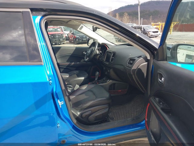 2018 Jeep Compass Trailhawk 4x4 მანქანა იყიდება აუქციონზე, vin: 3C4NJDDB8JT210243, აუქციონის ნომერი: 44723190