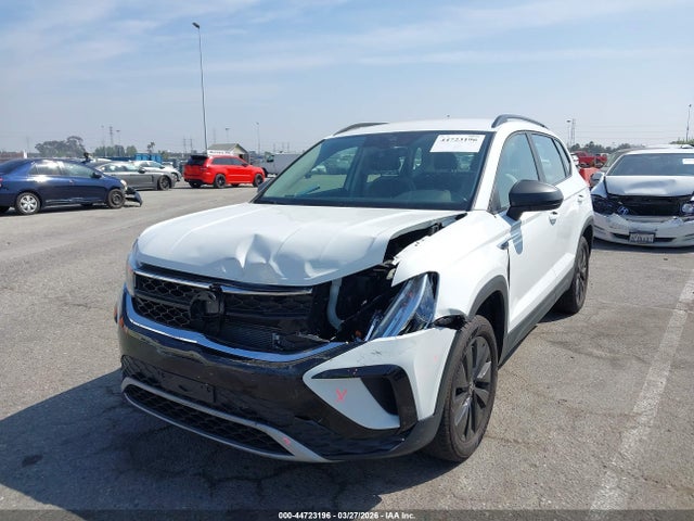 Продажа на аукционе авто 2023 Volkswagen Taos 1.5t S, vin: 3VVDX7B22PM352803, номер лота: 44723196