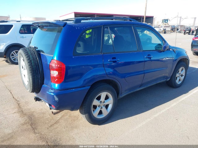 2004 TOYOTA RAV4 JTEGD20V040043541 Photo 3