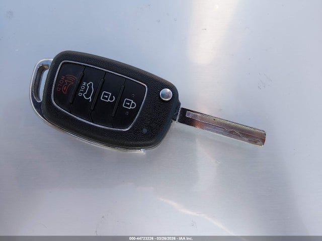 5NMZT3LB8JH072384 Hyundai Santa Fe Sport 2.4l