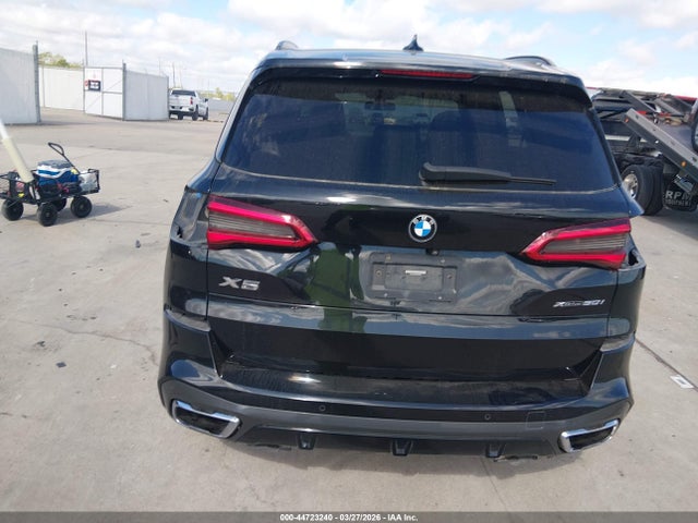 5UXJU2C53KLN66164 BMW X5 Xdrive50i