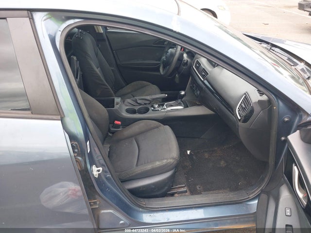 3MZBM1U72FM175296 Mazda Mazda3 I Sport