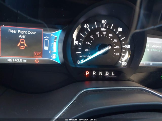 44723255 :رقم المزاد ، 3FA6P0LU9ER270264 vin ، 2014 Ford Fusion Hybrid Se مزاد بيع