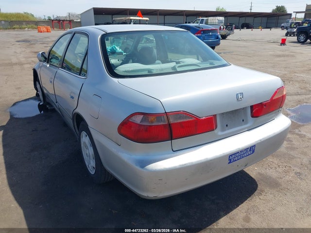 2000 HONDA ACCORD 1HGCG6657YA041943 Photo 2