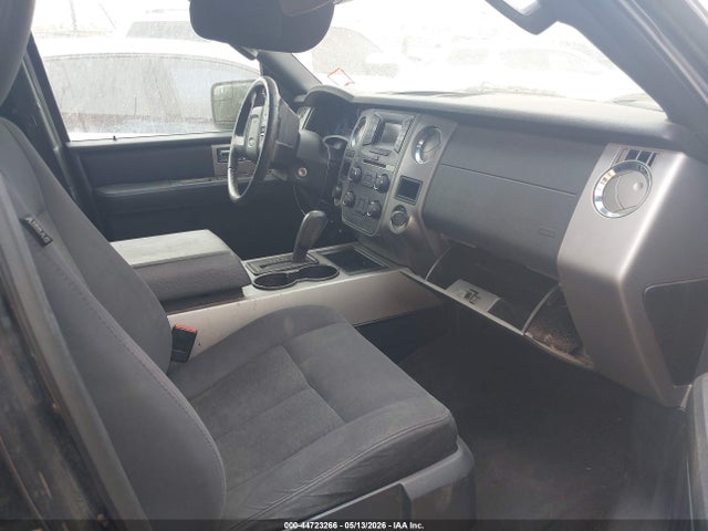 1FMJU1JT8HEA26315 Ford Expedition Xlt