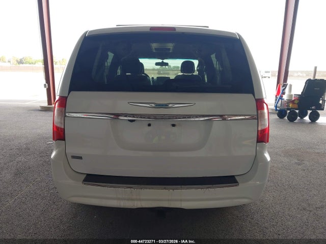 2016 Chrysler Town & Country Touring მანქანა იყიდება აუქციონზე, vin: 2C4RC1BG6GR206115, აუქციონის ნომერი: 44723271