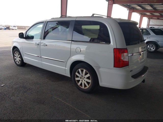 2016 Chrysler Town & Country Touring მანქანა იყიდება აუქციონზე, vin: 2C4RC1BG6GR206115, აუქციონის ნომერი: 44723271