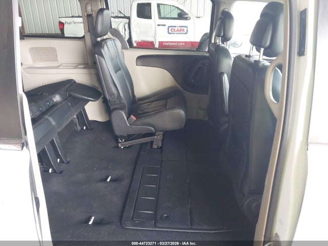 2016 Chrysler Town & Country Touring მანქანა იყიდება აუქციონზე, vin: 2C4RC1BG6GR206115, აუქციონის ნომერი: 44723271