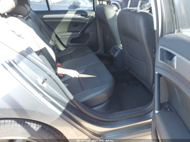 3VW217AU4FM005432 Volkswagen Golf Tsi Se 4-door