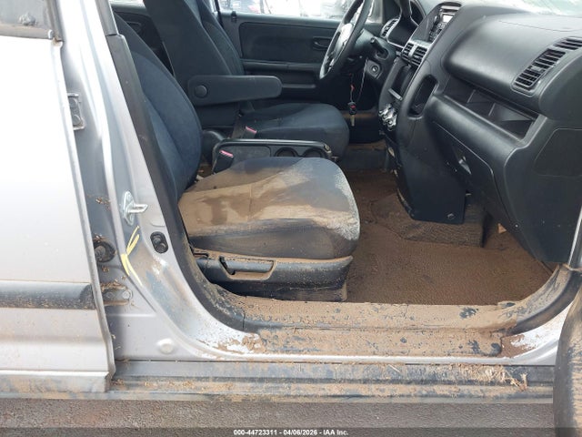 44723311 :رقم المزاد ، JHLRD78545C061204 vin ، 2005 Honda Cr-v Lx مزاد بيع