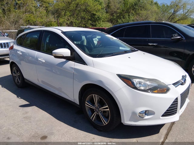 Ford FOCUS SE 2014 1FADP3K20EL359695 Image 6