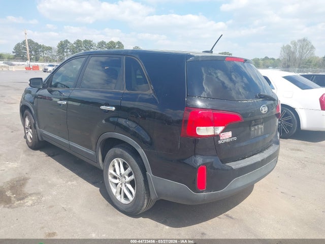 Продажа на аукционе авто 2015 Kia Sorento Lx, vin: 5XYKT3A67FG609335, номер лота: 44723456