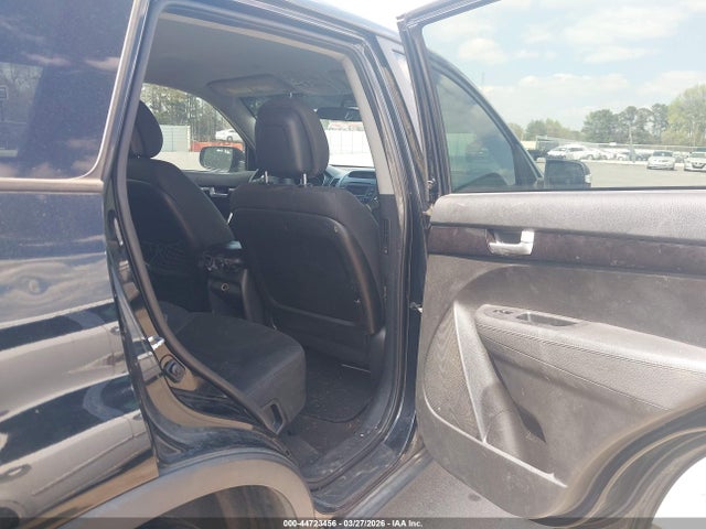 Продажа на аукционе авто 2015 Kia Sorento Lx, vin: 5XYKT3A67FG609335, номер лота: 44723456