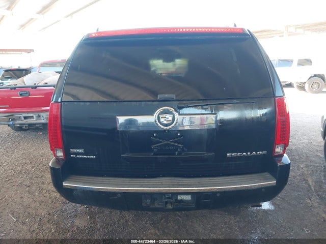Продаж на аукціоні авто 2010 Cadillac Escalade Esv Platinum Edition, vin: 1GYUKKEF5AR216924, номер лоту: 44723464