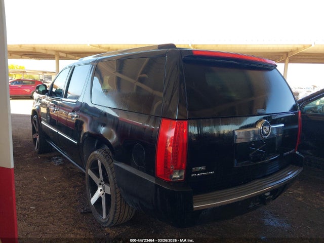 Продаж на аукціоні авто 2010 Cadillac Escalade Esv Platinum Edition, vin: 1GYUKKEF5AR216924, номер лоту: 44723464